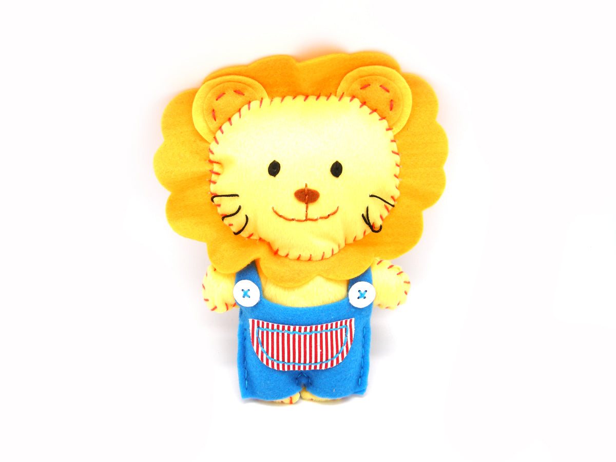 LION SEWING ANIMAL KIT