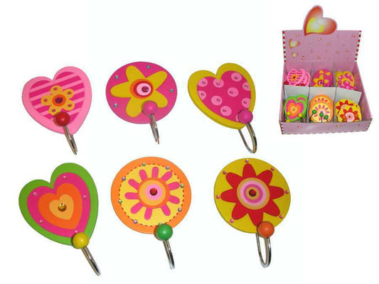 WOODEN FLOWER AND HEART HOOKS