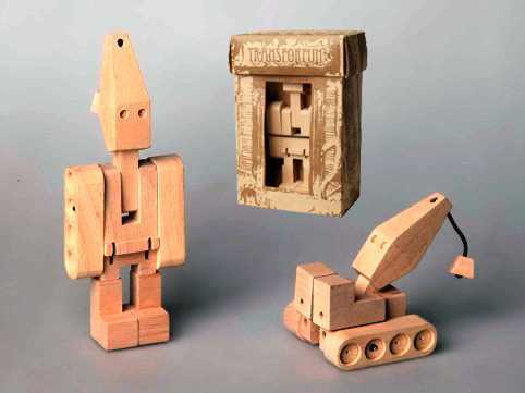 SM WOODEN TRANSFORMER - CRANE